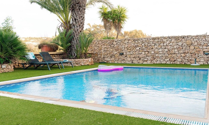 Xaghra Villa | Villa Savona 3 Bedroom Villa