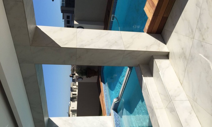 Trawal Villa | Villa Savrez Central ubicada entre el paseo marítimo, las playas de blouberg, el puerto