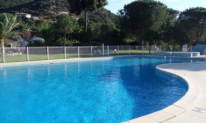 Porto-Vecchio Villa | PISCOS VILLA AL MAR EN EL AGUA 1 habitación 43 m2 - WIFI