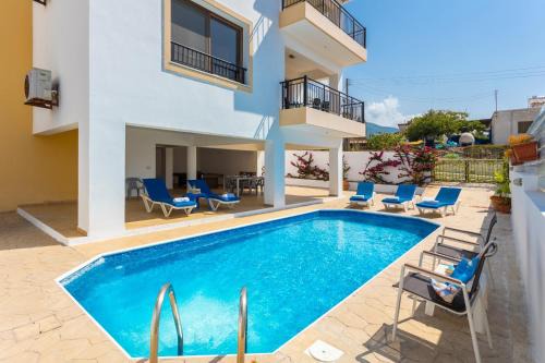 Pomos Villa | Villa Serena
