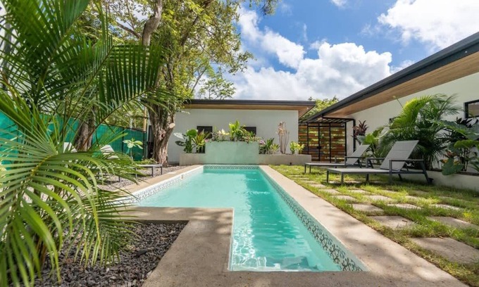 Playa Grande Casa | Villa Serenity 4 bedroom 1 min walk to the beach