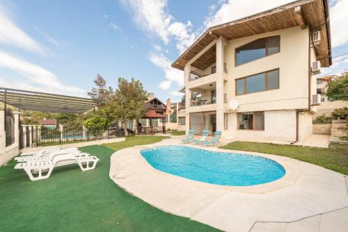 Fish Fish Casa | Villa Sineva - Pool, BBQ & Seaview