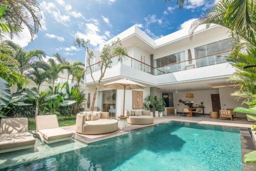 Berawa Villa | Villa Solea 2 4br Villa 400 To Finns Canggu