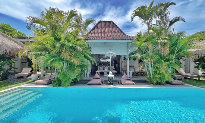 Petitenget Villa | Villa Solo Macha 4 habitaciones ubicadas en el distrito de Seminyak Oberoi