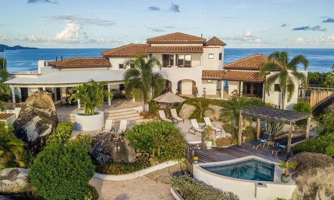 Spanish Town Villa | Villa Somoya -NUEVA PISCINA- ¡Espectaculares vistas de 360 grados!