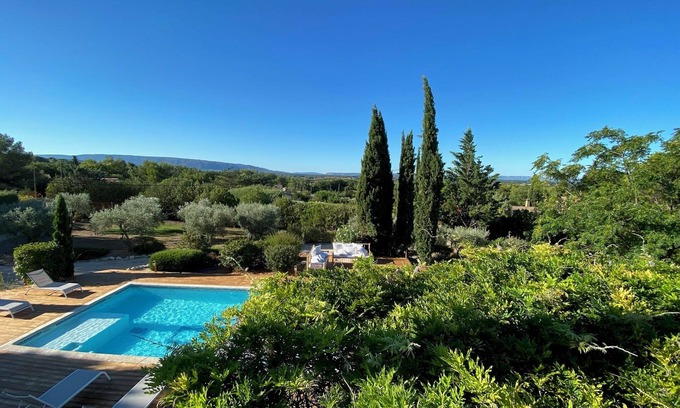 L'Isle-sur-la-Sorgue Casa | Villa Spacieuse au Calme Avec une Magnifique vue sur le Luberon et les Alpilles