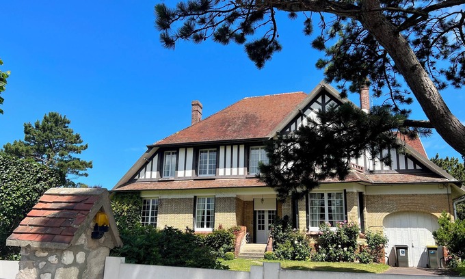 Dieppe Casa | Villa spacieuse à Dieppe, 3 chambres, 3 salle de bains, jardin fleuri
