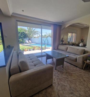 Nouaceur Casa | Villa spacieuse avec piscine proche aéroport Mohamed V