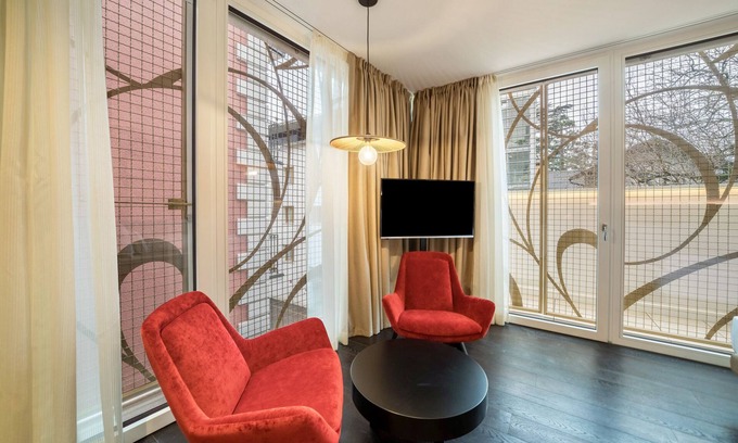 Merano Apartamento | Villa Steiner 5 - Suzuka- Estudio con balcón, aire acondicionado y wifi