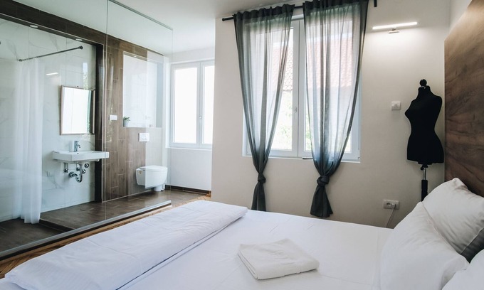 Belgrade Villa | VILLA SUBURBIA BELGRADE - Cerca del centro de la ciudad
