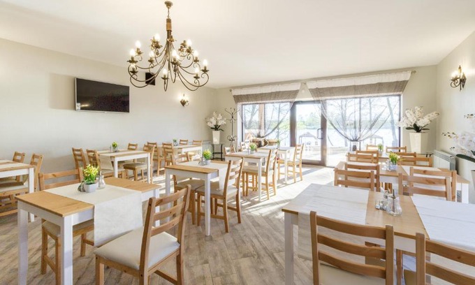Ustye Casa | Villa Swan Lake