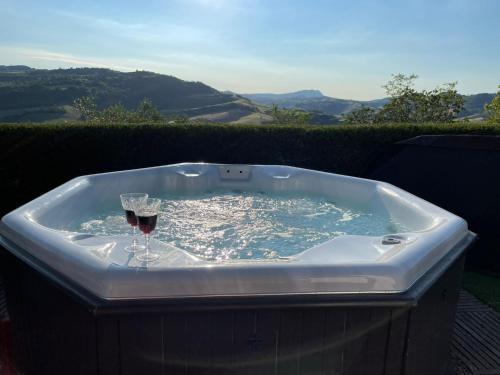 Montefiore Conca Cama Y Desayuno | Villa Tamara Country & Spa Suites