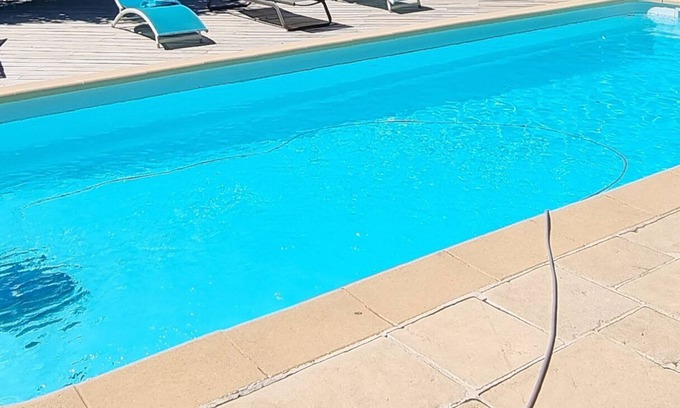 Auriol Villa | Villa provenzal Auriol, 4 dormitorios, 2 baños, 8 personas, totalmente equipada, WIFI, piscina 10x4