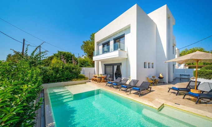 Ialyssos Villa | Villa Thalassa Ixia by Villa Plus