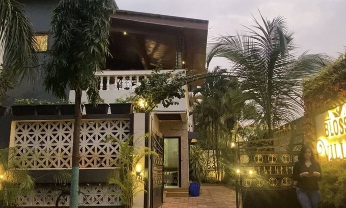 Lonavala Casa | villa that comes with all amenities that a family requires for a perfect stay.