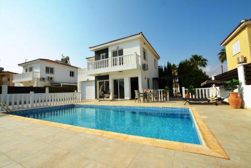 Ayia Thekla Villa | Villa Thetida