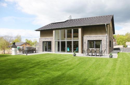 Muritz Apartamento | Villa Thormarcon am Plauer See für 18 Gäste, Sauna, Pool