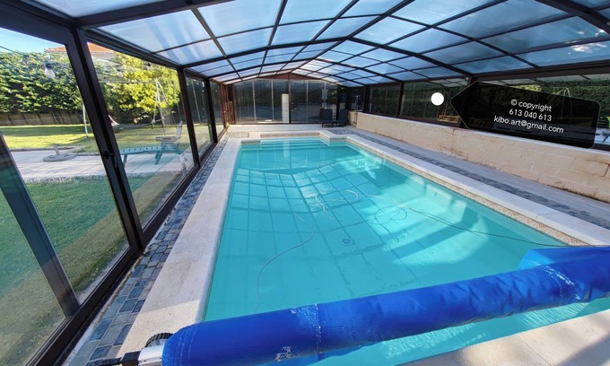 Los Tomillares Chalet De Esquí | VILLA TOMILLARES, casa independiente de 250m2 con piscina climatizada