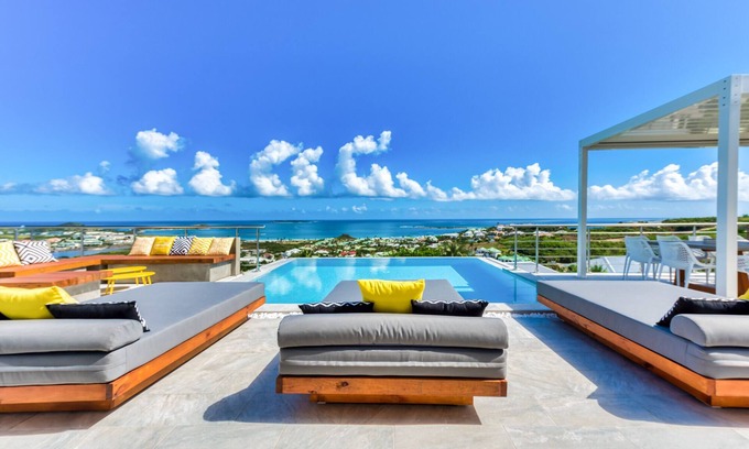 Orient Bay Villa | Villa Topaz - Un Excepcionales vistas de Orient Bay
