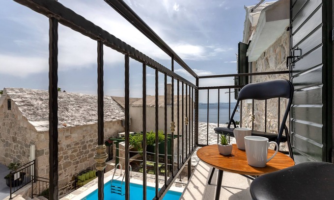 Baska Voda Villa | Villa Topolinath Pool