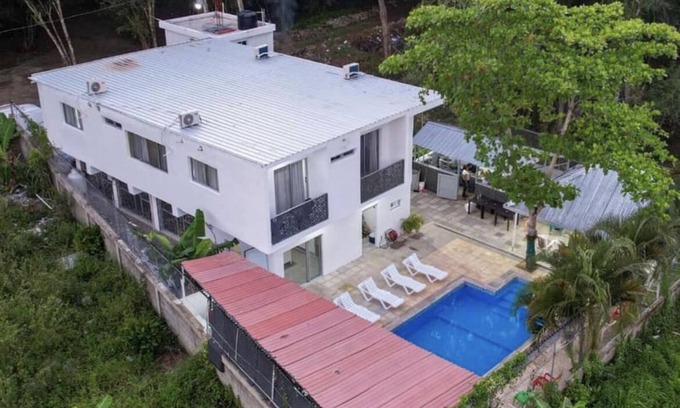San Antonio de Guerra Villa | Villa totalmente nueva a 15 minutos de Santo Domingo