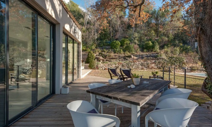 Le Tholonet Casa | Villa Trinica, near Aix en Provence
