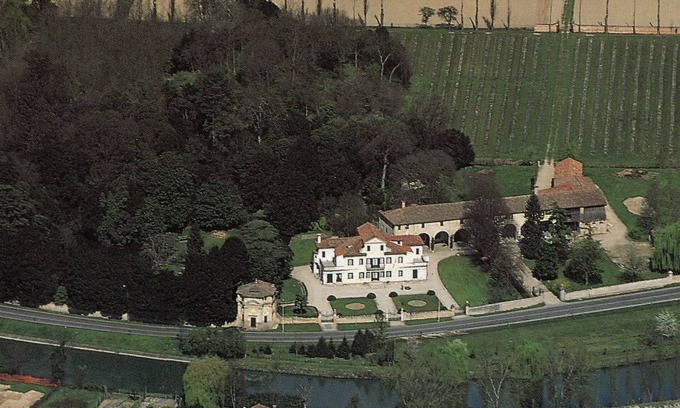 Dolo Apartamento | Villa Tron. Apartamento 'Pórtico' en la Brenta Riviera entre Venecia y Padua.