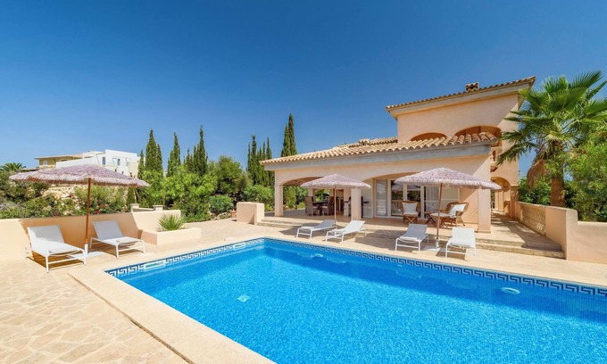 Manacor Villa | Villa Turo del Sol con vistas al mar, piscina, jardín, terraza, balcón y Wi-Fi