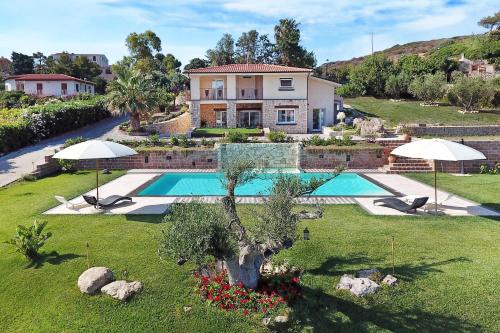 Magomadas Casa | Villa Turquoise