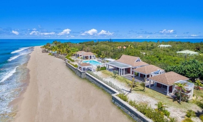Plum Bay Villa | Villa Turtle Nest Fall Promotion | Beach Front - Located in Magnificent Baie Longue with Private Pool