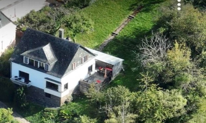Cochem Casa | Villa Tusculana - Holiday home, shower and bath, WC, sleeps 4 or more