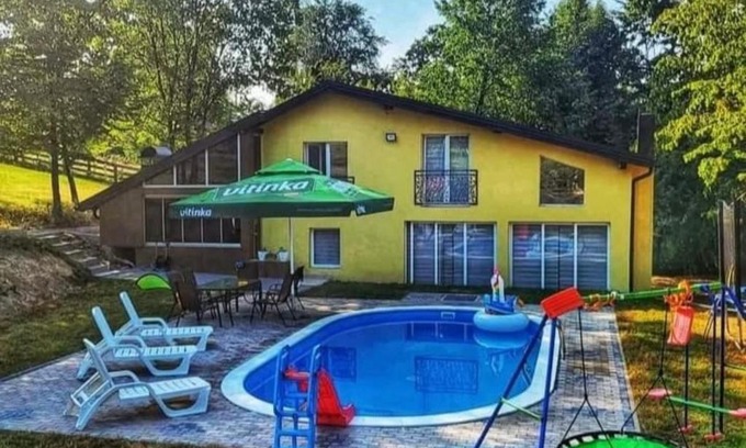 Konjic Casa | Villa Uno Momento