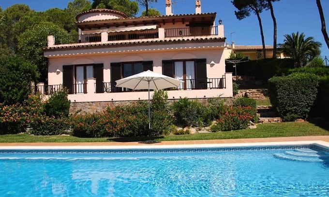 La Torre Vella Villa | "Villa Urgell" con piscina, Wi-Fi, terraza y jardín