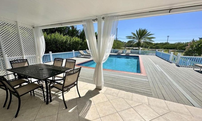 Jolly Harbour Casa | Villa Utopia