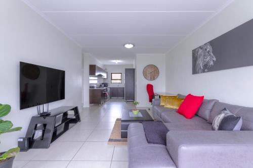 Greater Johannesburg Metropolitan Area Apartamento | Villa Valentino Greenstone Ridge WiFiNetflix