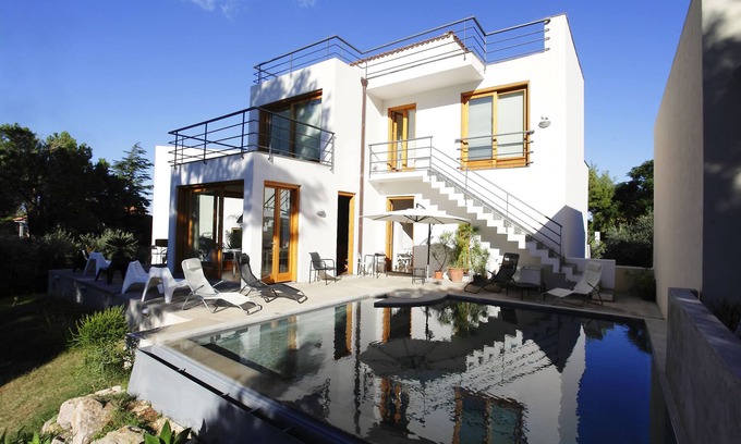 Torre Colonna-sperone Villa | Villa Venere, 6 bedrooms 5 bathrooms, private pool and sea