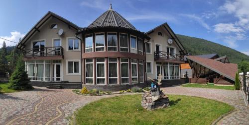 Tatariv Villa | Villa Venterivka