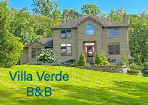 Monroe Cama Y Desayuno | Villa Verde B&B, Greenwood Lake, NY