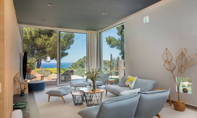 Begur Villa | Villa Verde - Modern 5 bedroom villa in Begur