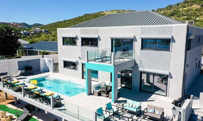 Oyster Pond Villa | Impresionante villa de vacaciones para un gran grupo de familiares y amigos. ¡Vistas espectaculares!