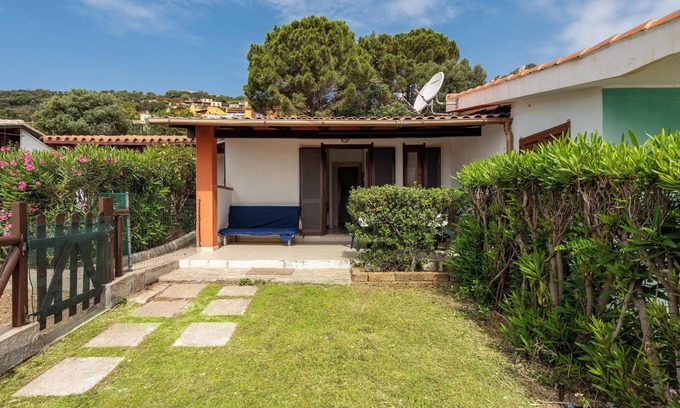 Costa Rei Villa | Villa 'Villetta Teresa' con vistas al mar, jardín privado, terraza y aire acondicionado