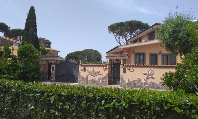 Zona XXX Castel Fusano Apartamento | Villa Vittorio