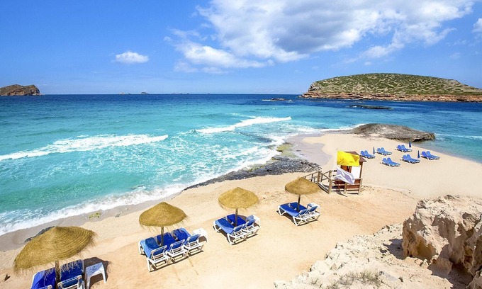 Cala Comte Villa | Villa con impresionantes vistas al mar.