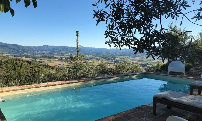 Campello sul Clitunno Casa | Casa / villa / chalet - Campello sul Clitunno