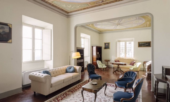 Rignano sull'Arno Apartamento | Villa with Exclusive Garden in Rignano, Tuscany