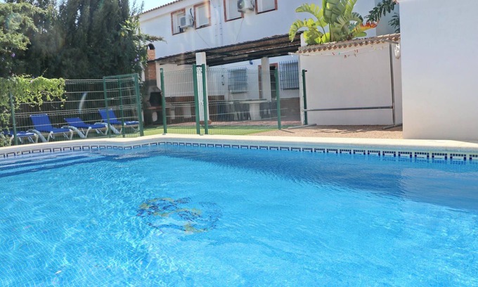 Conil de la Frontera Chalet De Esquí | Chalet con WIFI y piscina privada Conil
