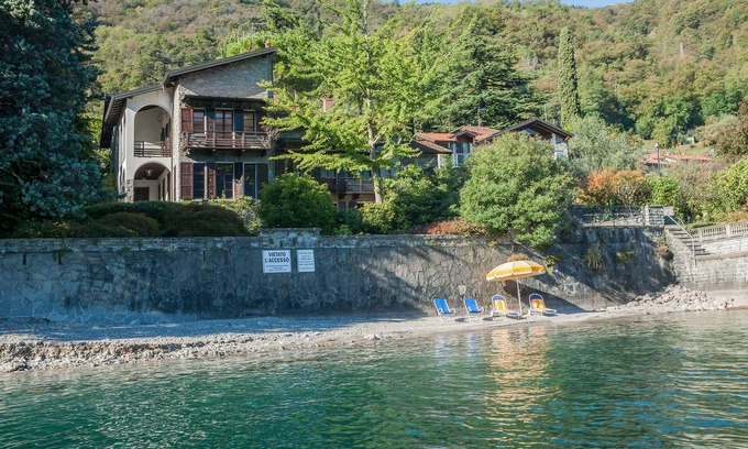 Oliveto Lario Villa | Villa con jardin frente al lago
