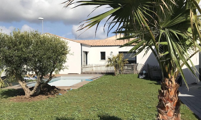 Saint Rogatien Villa | Villa con piscina climatizada 6 personas