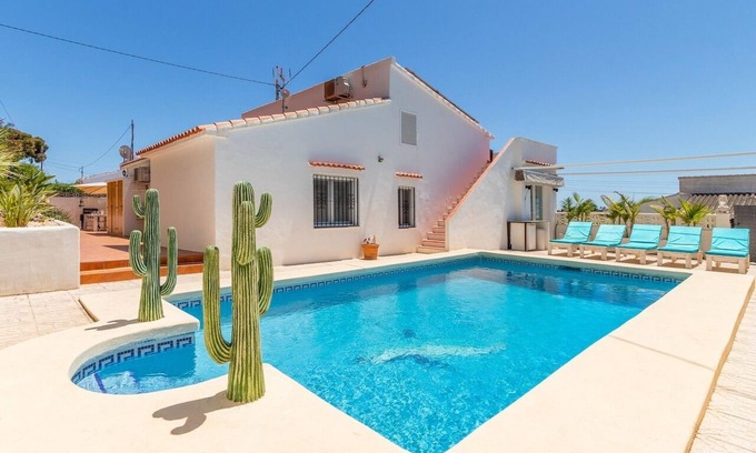 Urbanitzacio la Fustera Villa | Villa con piscina privada climatizada, a 500 metros de la playa, vista al mar, petanca, CARGADOR DE COCHES
