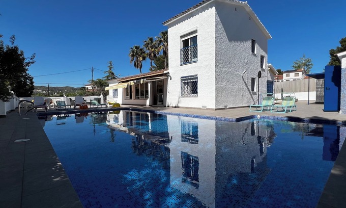 El Roc de Sant Gaieta Casa | Espléndido chalet, piscina privada de 11m x 5m, 800m de la playa y Wi-Fi